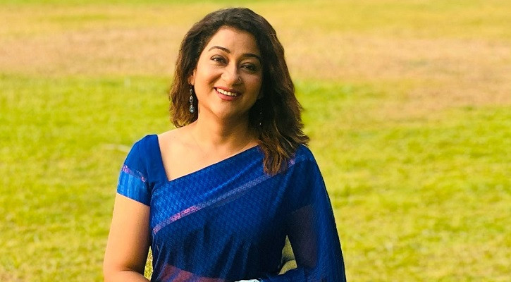 কোন ভয়ে সিনেমা করেননি দীপা খন্দকার?