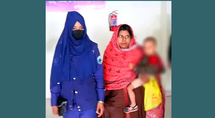 ৮ কুকুরছানা হত্যা: মায়ের সঙ্গে কারাগারে ২ বছরের শিশু