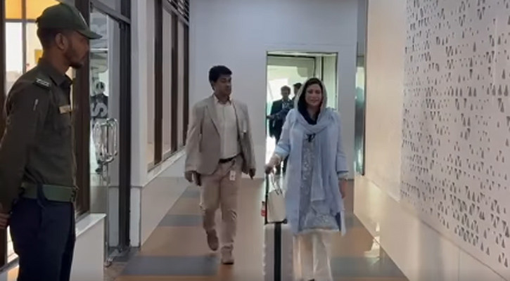 ঢাকায় পৌঁছেছেন ডা. জুবাইদা রহমান