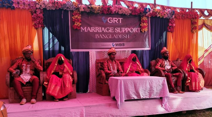 যৌতুক ছাড়া বিয়ের স্বপ্ন, এক মঞ্চেই কবুল বললেন তিন বন্ধু