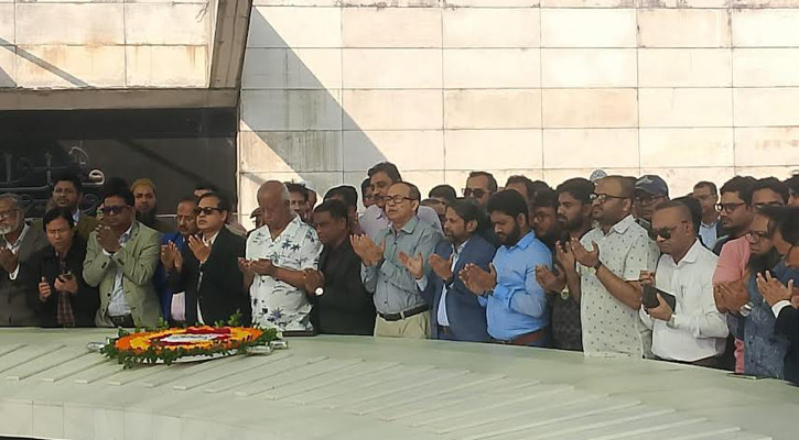 জিয়াউর রহমানের সমাধিতে ড্যাব নেতাদের শ্রদ্ধা