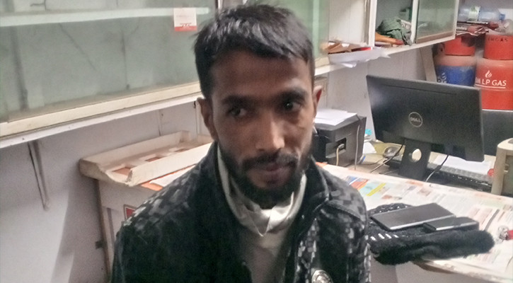 ৮ হত্যাসহ একাধিক মামলার আসামি খুলনার পলাশ যশোরে গ্রেপ্তার