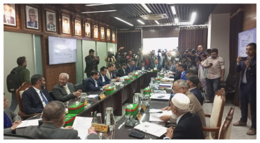 তফসিল নিয়ে ‘কমিশন বৈঠক’ চলছে