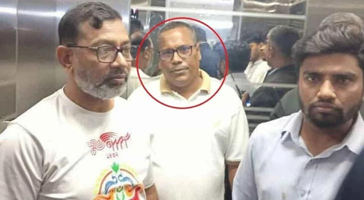 শেখ হাসিনার রায় নিয়ে পোস্ট, ঢাবির ডেপুটি রেজিস্ট্রার রিমান্ডে