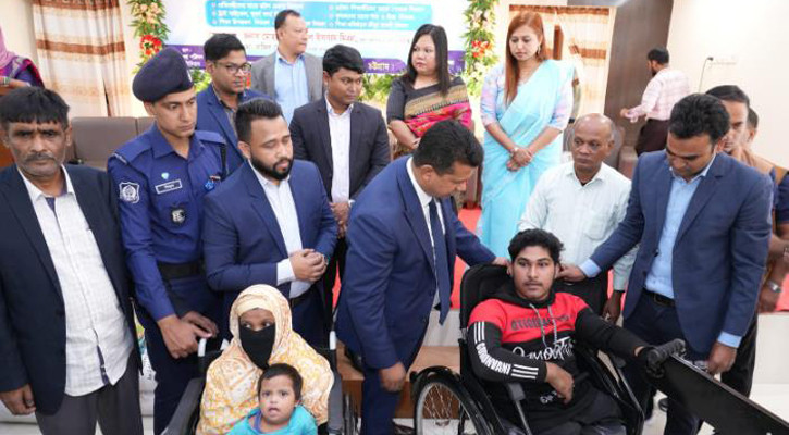 স্বপ্নপূরণের সারথি ডিসির ‘মানবিক হাত’