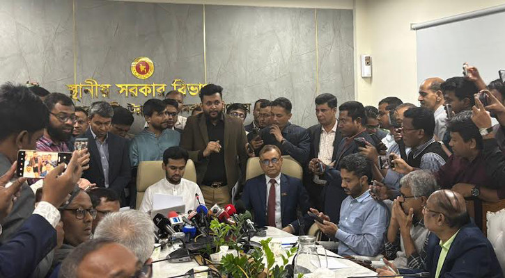 সরকারের কাছে সম্পদের হিসাব বিবরণী দিয়েছেন আসিফ মাহমুদ