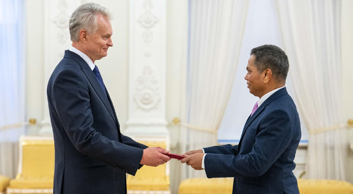 বাংলাদেশিদের জন্য লিথুয়ানিয়ার ভিসা সহজীকরণের অনুরোধ