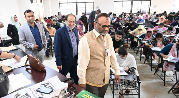 ঢাবি কলা, আইন ও সামাজিক বিজ্ঞান ইউনিটের ভর্তি পরীক্ষা অনুষ্ঠিত