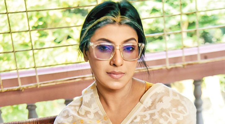 বিজয় দিবসের বিশেষ নাটকে মৌ