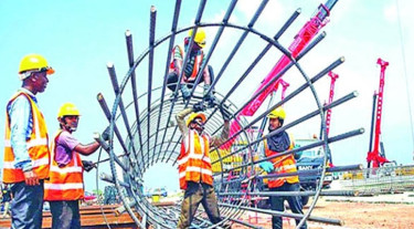 দুর্নীতির কারণে সংকুচিত হচ্ছে শ্রমবাজার