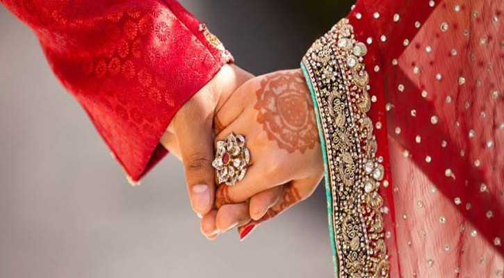 সামাজিক যোগাযোগমাধ্যমের প্রভাবে বাড়ছে আন্তর্জাতিক বিয়ে