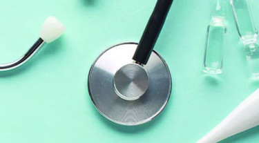 স্বাস্থ্য খাতে আস্থার সংকট