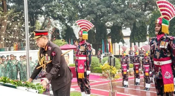 বিজয় দিবসে বীর শহীদদের প্রতি বিজিবি মহাপরিচালকের শ্রদ্ধা