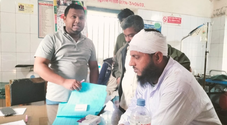 ভোলায় বিজয় দিবসের অনুষ্ঠানে বিএনপি-জামায়াতের মারামারি, আহত ১৫