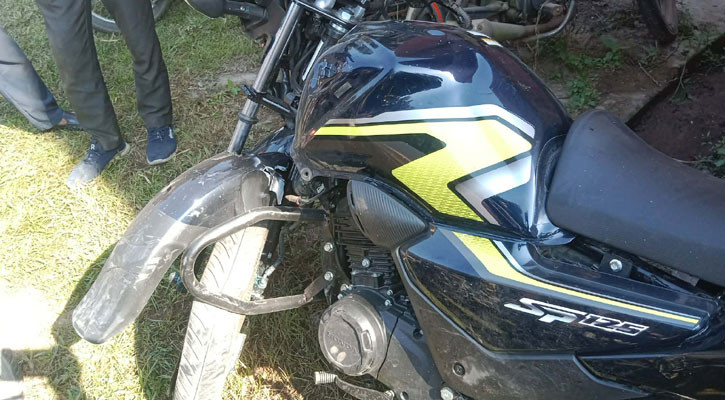 বীরগঞ্জে ট্রাক্টরচাপায় স্বামী-স্ত্রী নিহত