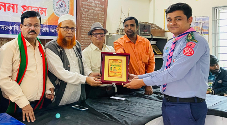 রাষ্ট্রপতি পদকপ্রাপ্ত রোভার স্কাউটকে সংবর্ধনা
