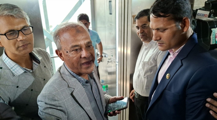 ওসমান হাদির জন্য সবাইকে খাস দিলে দোয়া করতে বললেন স্বরাষ্ট্র উপদেষ্টা