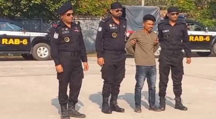 খুলনায় আদালত চত্বরে জোড়া খুনের ঘটনায় এজাজুল গ্রেফতার