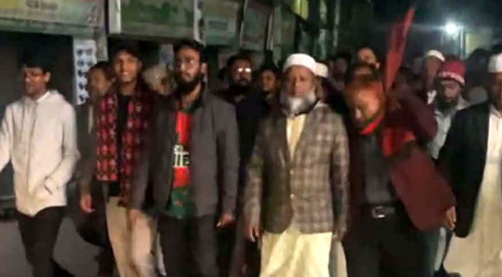 ওসমান হাদির খুনিদের গ্রেপ্তারের দাবিতে টাঙ্গাইলে জামায়াতের বিক্ষোভ