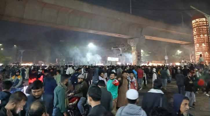 রাতভর শাহবাগে বিক্ষোভ: তিন স্থানের নাম পরিবর্তনের ঘোষণা