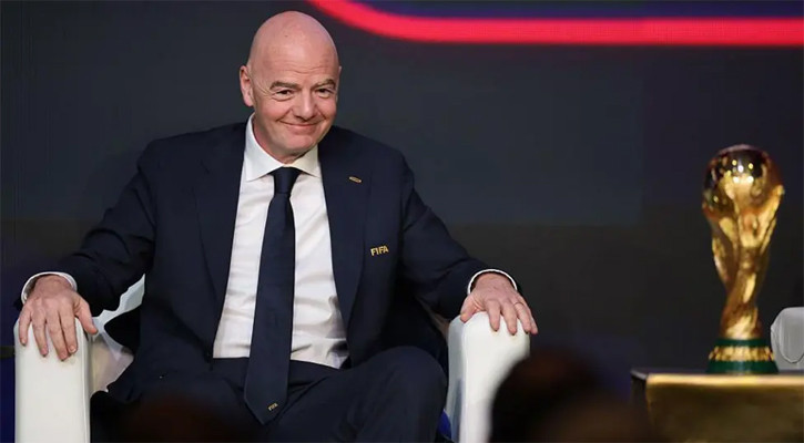 ফিফার অব্যবস্থাপনা: টিকিট বিক্রির টাকা নিয়ে হাহাকার