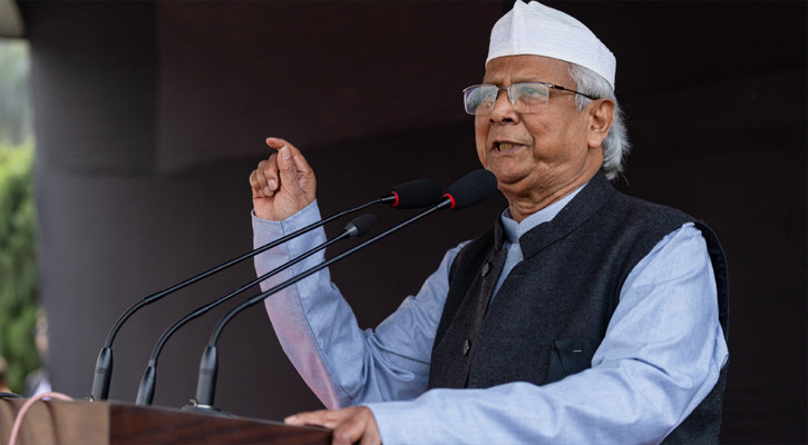 হাদির মন্ত্রে আমাদের শির কখনো নত হবে না: প্রধান উপদেষ্টা