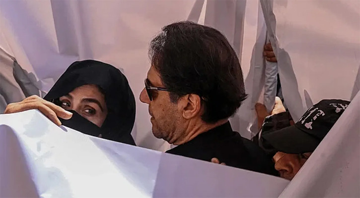 তোশাখানা-২ মামলায় ইমরান-বুশরার ১৭ বছরের কারাদণ্ড