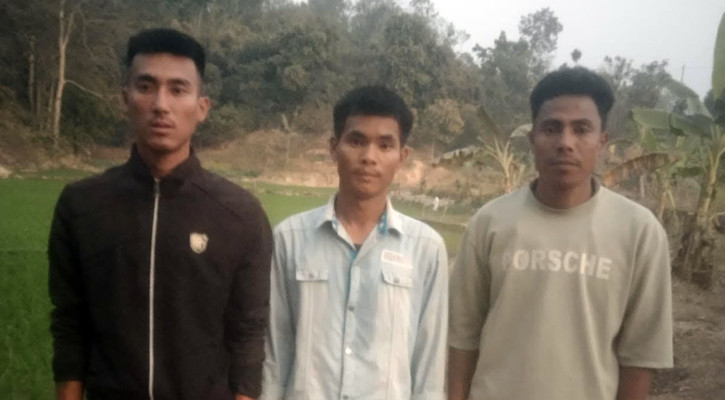 নাইক্ষ্যংছড়ি সীমান্তে আরাকান আর্মির ৩ সদস্য আটক