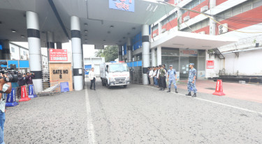 সৌদিতে ক্ষেপণাস্ত্র হামলায় নিহত মোশাররফের লাশ দেশে পৌঁছেছে