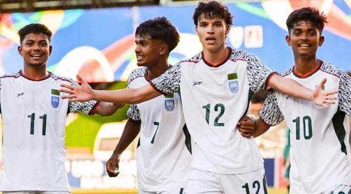 অভিষেকেই জোড়া গোল, রোনান সুলিভান নৈপুণ্যে পাকিস্তানকে হারাল বাংলাদেশ