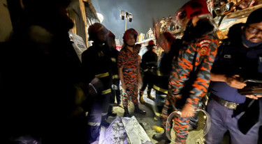 কেরাণীগঞ্জে গ্যাস লাইটার কারখানায় আগুন: নিহত বেড়ে ৬