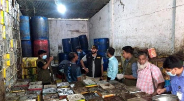 ফেনীতে এক প্রতিষ্ঠানে ৫০ হাজার লিটার তেল মজুদ, ২ লাখ টাকা জরিমানা