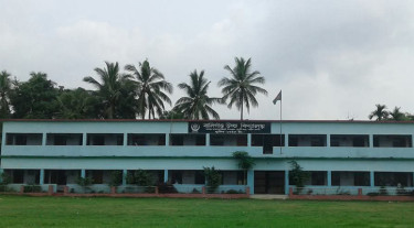 ফেনীতে প্রতিষ্ঠানের উদাসীনতায় অনিশ্চিত ৯২ শিক্ষার্থীর এসএসসি পরীক্ষা