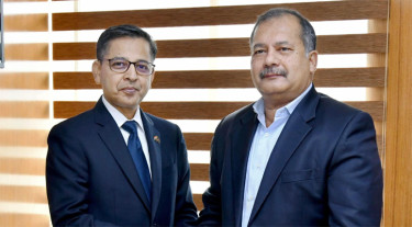 তথ্যমন্ত্রীর সঙ্গে ভারতীয় হাইকমিশনারের বৈঠক