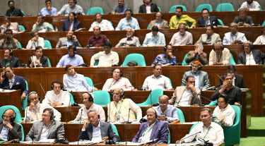 সংসদে মোবাইল ফোনে কথা বলা নিয়ে ক্ষোভ, এমপিদের সতর্কবার্তা