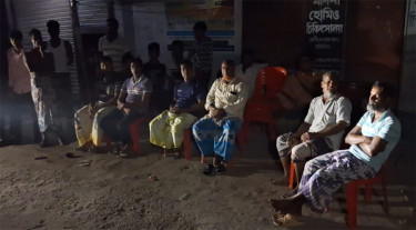 ছেলের মৃত্যুর শোকে চলে গেলেন মা, দাফন হলো পাশাপাশি