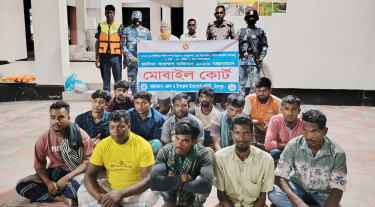 চাঁদপুরে জাটকা ধরার অপরাধে ১৭ জেলে আটক, ১৪ জনের কারাদণ্ড