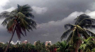 চার অঞ্চলে ৬০ কি মি বেগে ঝড় হতে পারে
