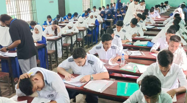ফেনীতে ৫ বছরে এসএসসি ও সমমান পরীক্ষার্থী কমেছে ৪০ শতাংশ