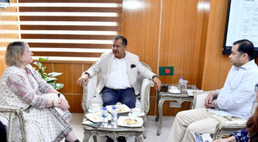 চ্যালেঞ্জ মোকাবিলায় রোডম্যাপ তৈরিতে ইউনেস্কোর সহায়তা কামনা তথ্যমন্ত্রীর