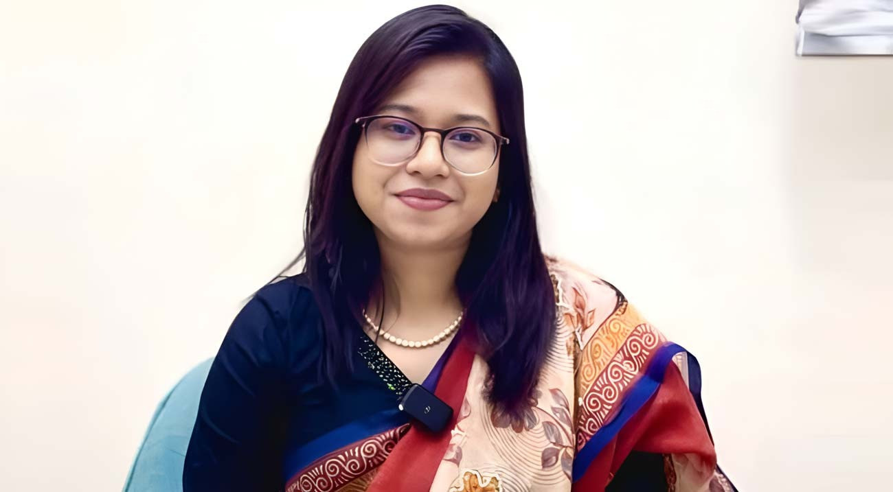 মনিরা শারমিনের মনোনয়নপত্র বাতিল