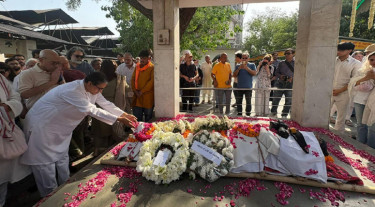 দিল্লিতে রঘু রাইয়ের প্রতি শেষ শ্রদ্ধা জানালেন বাংলাদেশের হাইকমিশনার