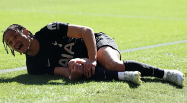 ইনজুরিতে বিশ্বকাপ শেষ, স্বপ্ন ভাঙায় ‘স্তব্ধ’ ডাচ তারকা