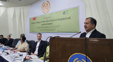 জলবায়ু অভিবাসনকে দয়া নয়, জননীতির অংশ হিসেবে দেখতে হবে: তথ্যমন্ত্রী