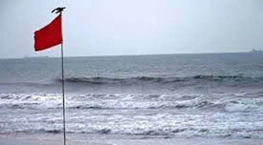 সব সমুদ্রবন্দরে ৩ নম্বর সংকেত