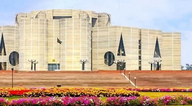 রোববার রাতে শপথ নেবেন ৪৯ এমপি