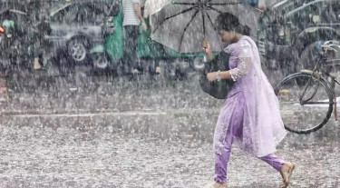 ঢাকাসহ চার বিভাগে ভারী বৃষ্টির সম্ভাবনা