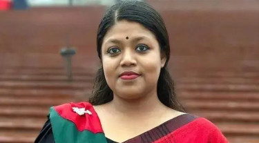 নুসরাতের নামে গেজেট করার সিদ্ধান্ত, নথিতে স্বাক্ষর ইসির