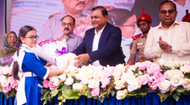 আইডিয়াল স্কুল অ্যান্ড কলেজে নাচে-গানে কৃতী শিক্ষার্থী সংবর্ধনা
