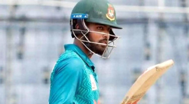 হৃদয়-তাইবুরের জোড়া ফিফটিতে ব্রাদার্সকে হারালো মোহামেডান